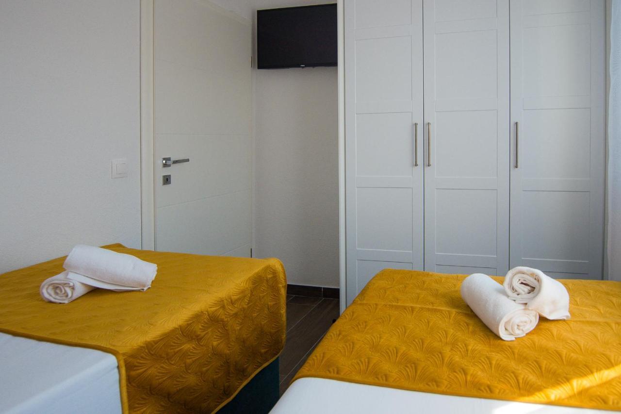 Holiday Home Moliva Donje Sitno Екстер'єр фото