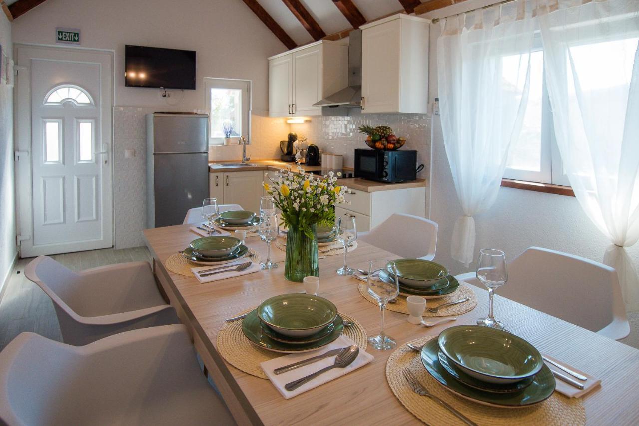Holiday Home Moliva Donje Sitno Екстер'єр фото