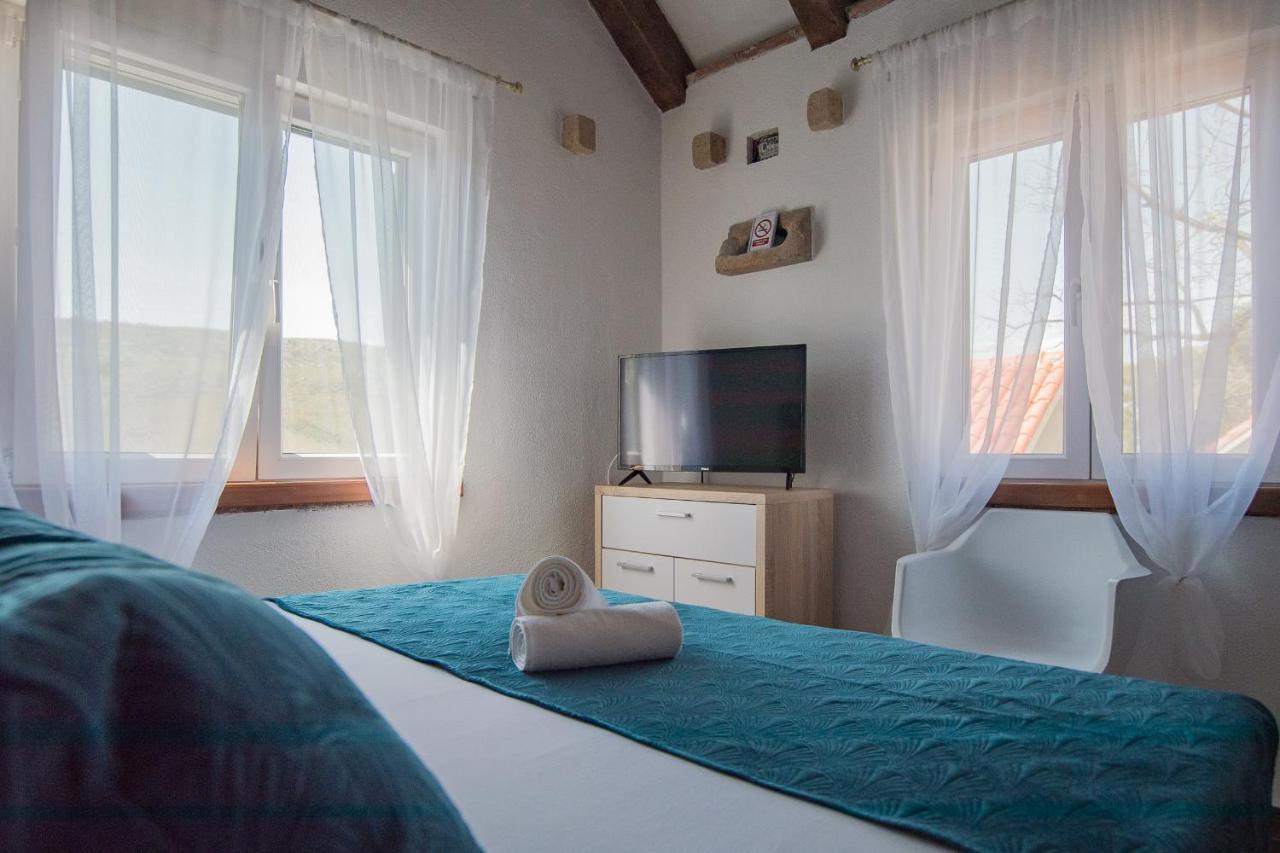 Holiday Home Moliva Donje Sitno Екстер'єр фото